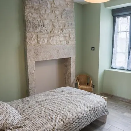 L'ecole D'antan 5/6 Personnes Holiday home *