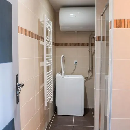L'ecole D'antan 5/6 Personnes Ferienhaus