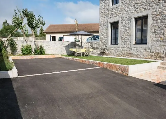 L'ecole D'antan 5/6 Personnes * Chanac